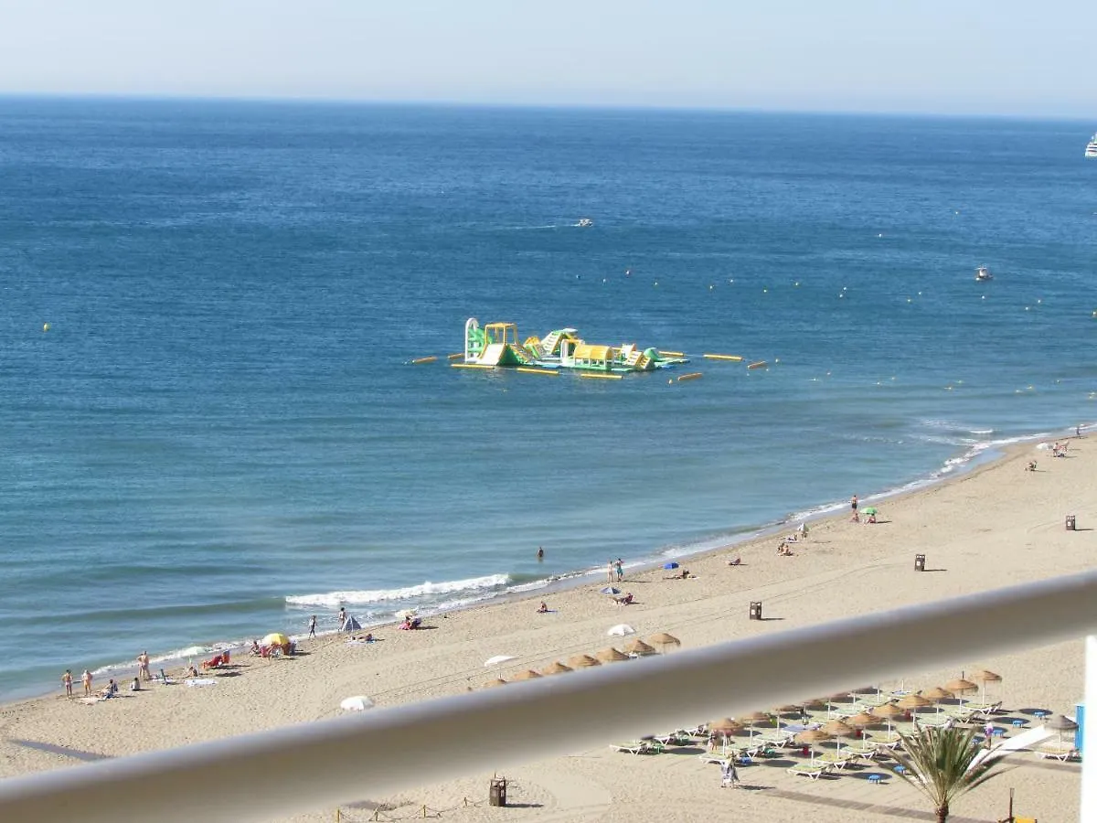Beach Front Penthouse - Fuengirola Lägenhet